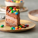 Torta de Kit Kat com M&M