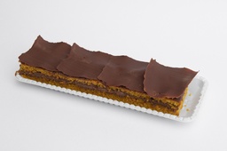BOLO DE CENOURA  RECHEADO DE CHOCOLATE