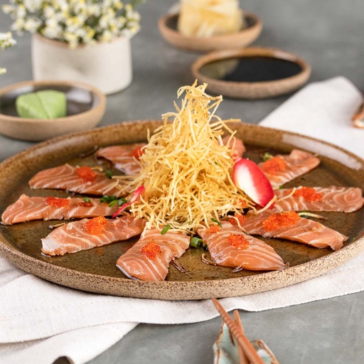 [109703] Carpaccio de Barriga de Salmão e Crispy de Batata Doce