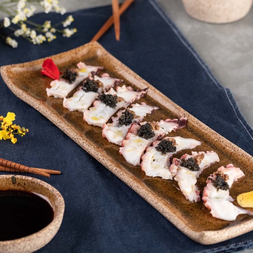 [109721] Sashimi de Polvo Trufado com Ovas Negras e Flor de Sal
